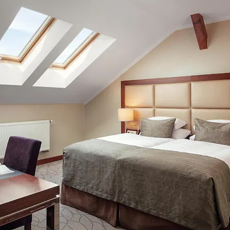 Отель Kosher King David 5*