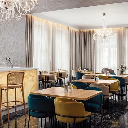 Отель Kosher King David