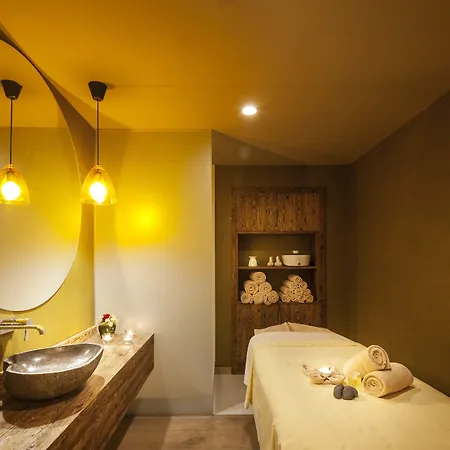 Отель Kosher King David